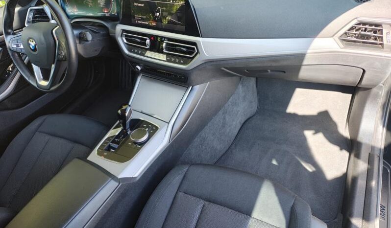 BMW Serie 3 318 Auto / Touring / Carplay complet