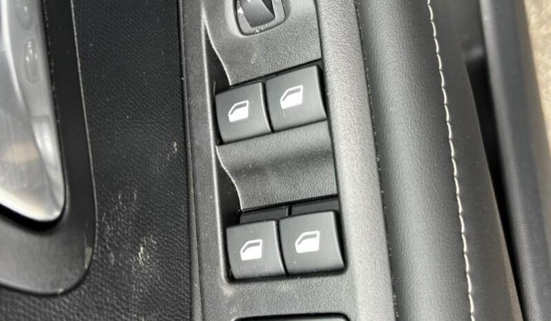 Peugeot 208 Allure / MHEV / E-DSC6 complet