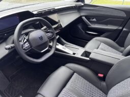 Peugeot 308 Allure / e-DCS6 / Carplay complet