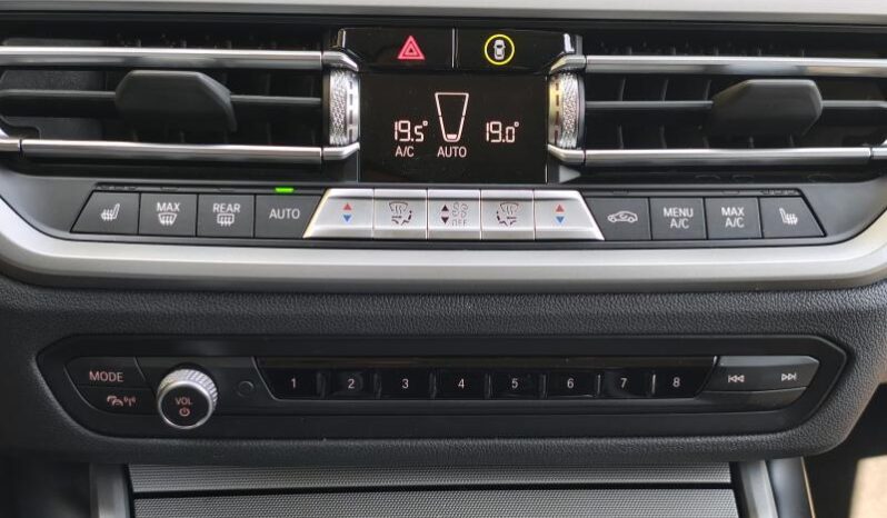 BMW Serie 3 318 Auto / Touring / Carplay complet