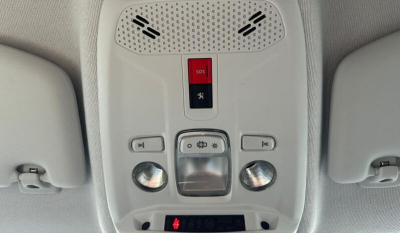 Peugeot 208 Allure / EAT8 complet