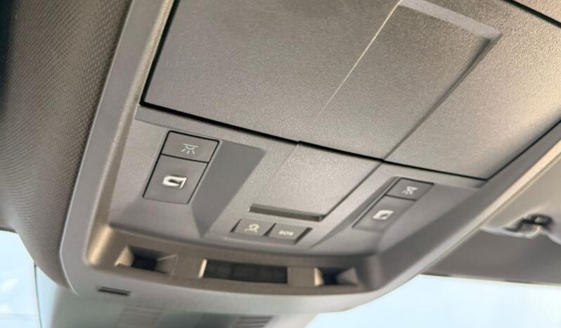 Peugeot 5008 Allure / E-DSC6 / Hybrid complet