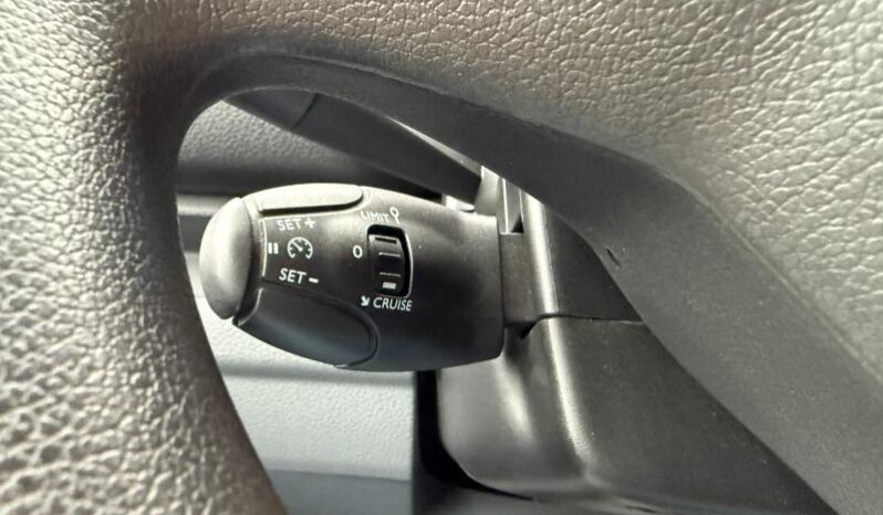 Peugeot Traveller Expert / 9 places / Caméra complet