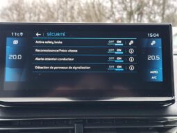 Peugeot 5008 Style / 7 places / 1.5 BlueHDI complet