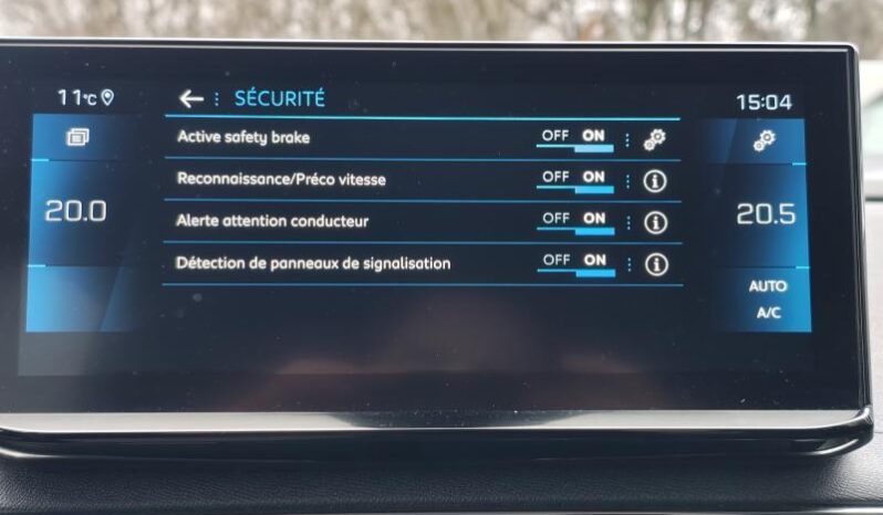 Peugeot 5008 Style / 7 places / 1.5 BlueHDI complet