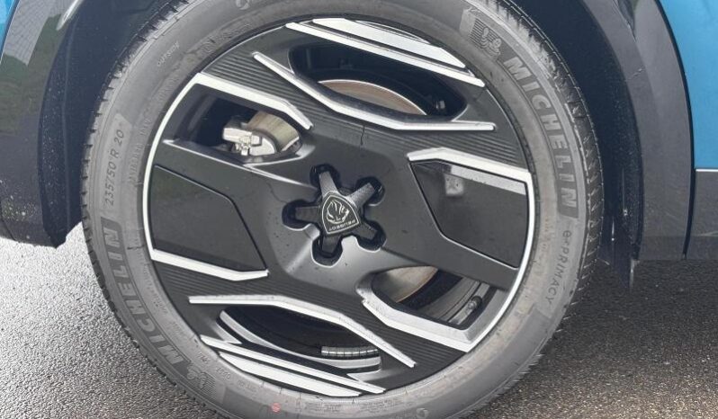 Peugeot 3008 325 Dual Motor / Launch Edition complet