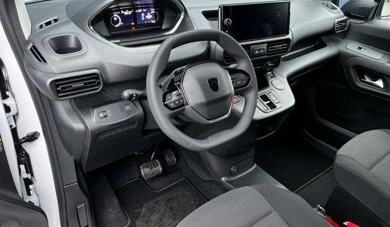 Peugeot Partner LIGHT STANDARD / EAT8 / 130ch complet