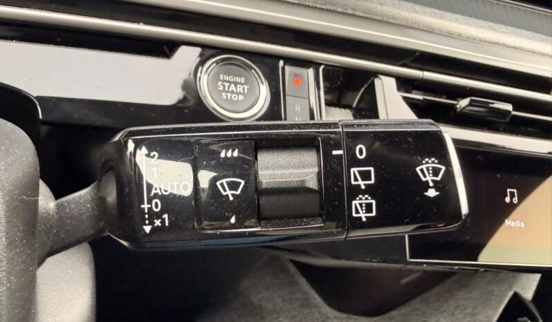 Peugeot 5008 Allure / E-DSC6 / Hybrid complet