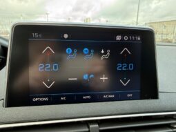 Peugeot 5008 Allure / EAT8 / 7 Places complet