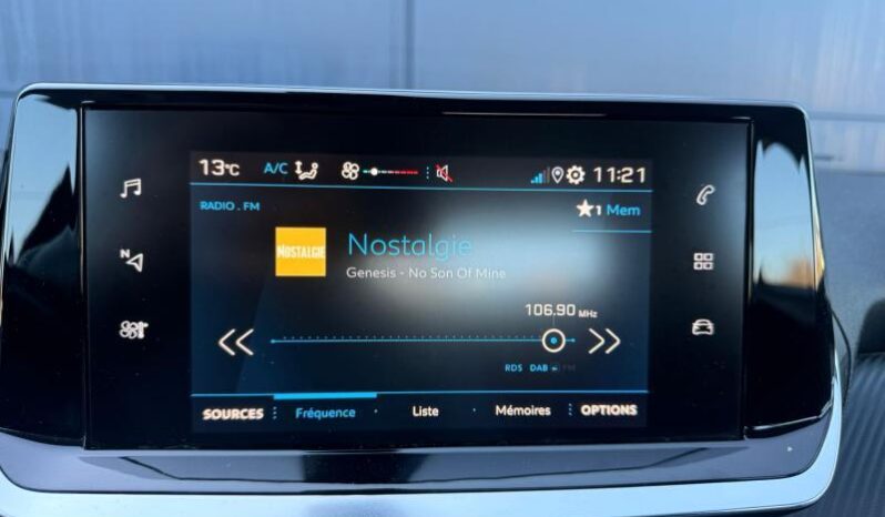 Peugeot 2008 Active / sièges chauffants / 130ch complet