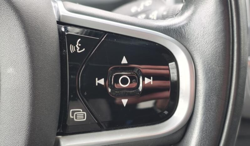 Volvo XC90 B5 Diesel / Momentum / AWD / 235ch complet