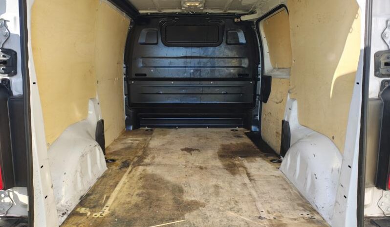 Opel Vivaro 145ch / porte échelle complet
