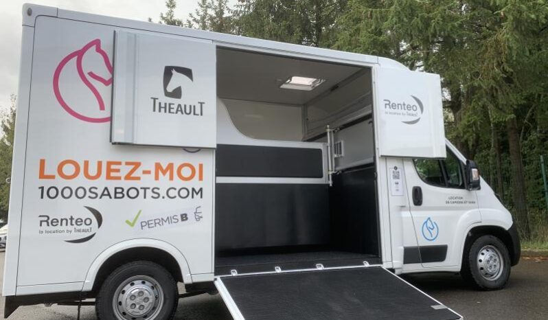 Peugeot Boxer Theault / Transport chevaux / complet