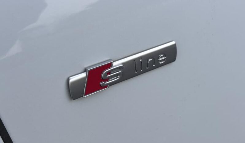 Audi A4 Avant / S-Line / S-Tronic / 35 TFSI complet