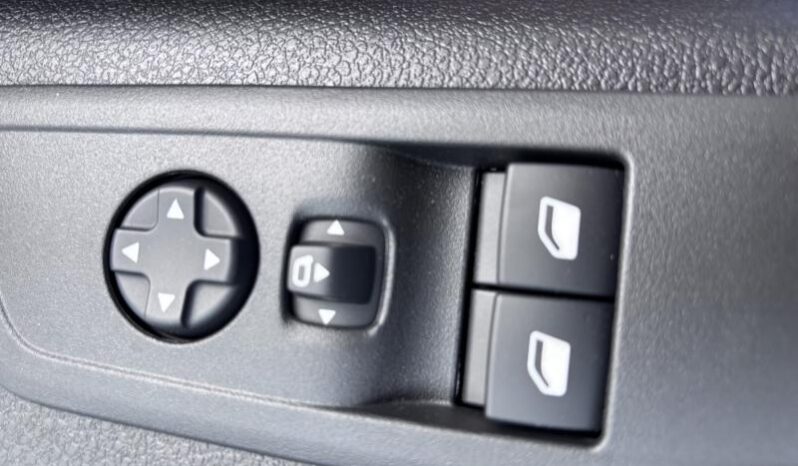 Citroen Jumpy Taille M / 2.0 BlueHDI / Carplay complet