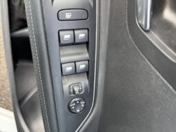 Peugeot 5008 Allure / EAT8 / 7 Places complet