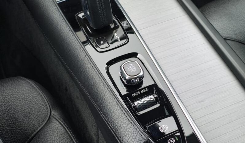 Volvo XC90 B5 Diesel / Momentum / AWD / 235ch complet