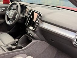 Volvo XC40 B3 / Mild Hybrid / Core complet