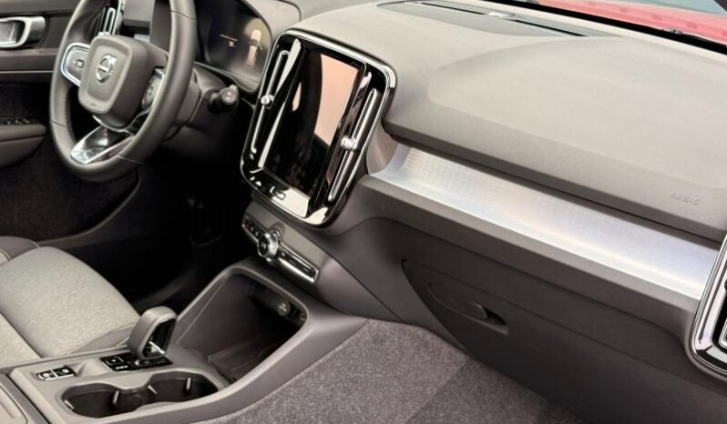 Volvo XC40 B3 / Mild Hybrid / Core complet