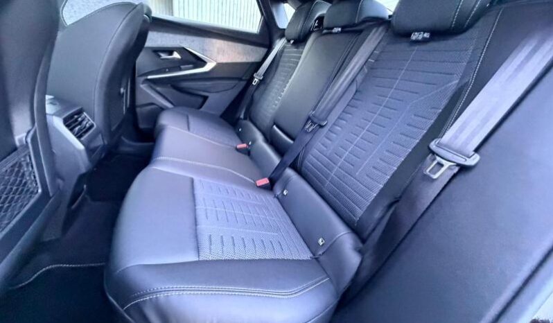 Peugeot 3008 GT / Hybrid 145 e-DSC6 complet