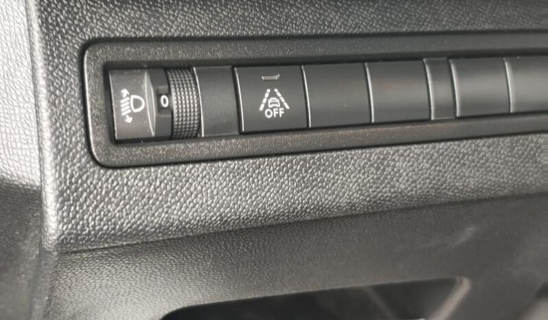 Peugeot 5008 Style / 7 places / 1.5 BlueHDI complet