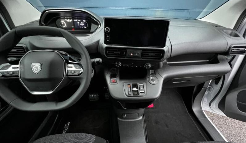 Peugeot Partner LIGHT STANDARD / EAT8 / 130ch complet