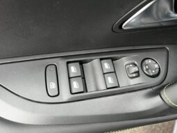 Peugeot 2008 GT / MHEV / E-DSC6 complet