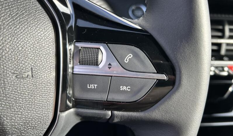 Peugeot 2008 Allure / MHEV / E-DSC6 complet