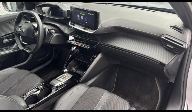 Peugeot 2008 GT / EAT8 / 130ch complet