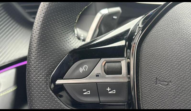 Peugeot 2008 GT / EAT8 / 130ch complet