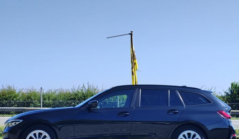 BMW Serie 3 318 Auto / Touring / Carplay complet