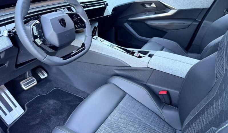Peugeot 3008 GT / Hybrid 145 e-DSC6 complet