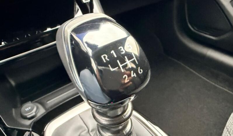 Peugeot 208 Allure / Carplay complet