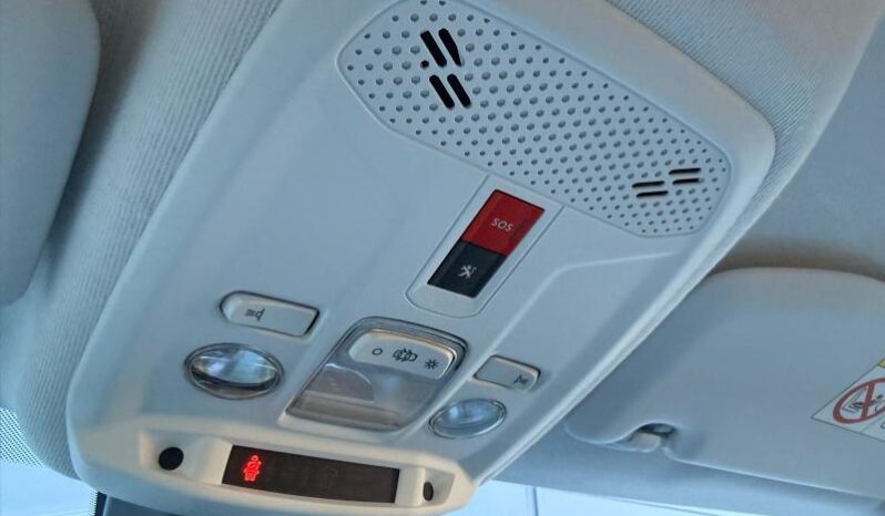 Peugeot 208 Allure / EAT8 / Carplay complet