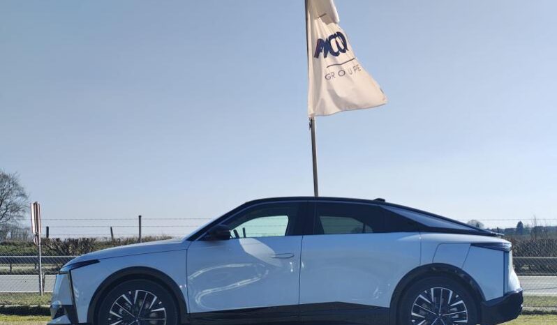 DS Automobiles N°8 PALLAS 74 KWH complet