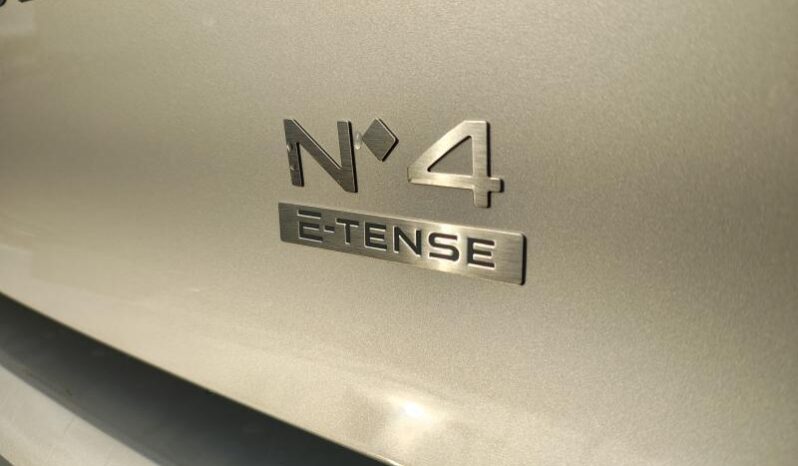 DS Automobiles N°4 ETOILE complet