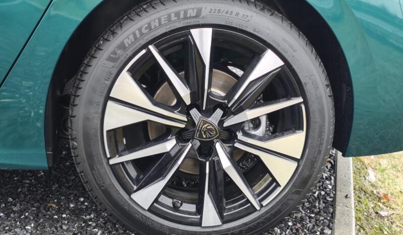Peugeot 308 Allure / Hybrid / Dispo avril 26 complet