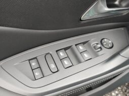 Peugeot 308 Allure / Hybrid / Dispo avril 26 complet
