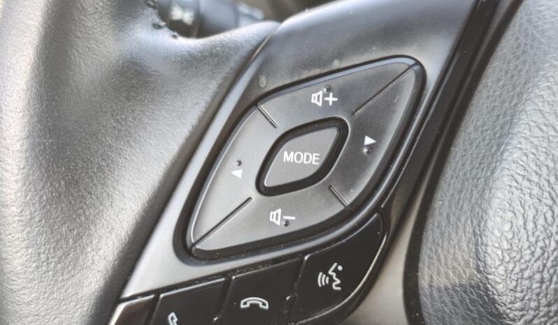 Toyota C-HR 1.8 Hybrid complet