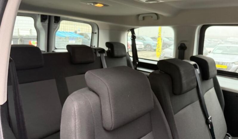 Peugeot Traveller Expert / 9 places / Caméra complet