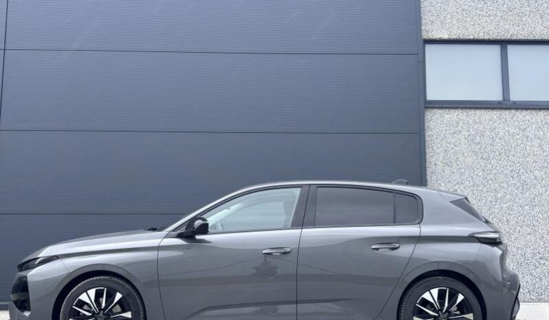 Peugeot 308 Allure / e-DCS6 / Carplay complet