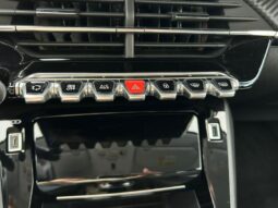 Peugeot 208 Allure / EAT8 complet