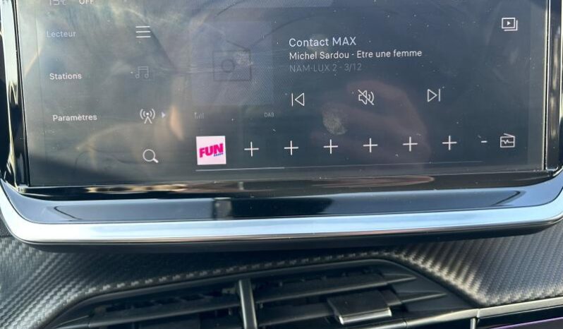 Peugeot 2008 GT / E-DSC6 / MHEV / 136ch complet