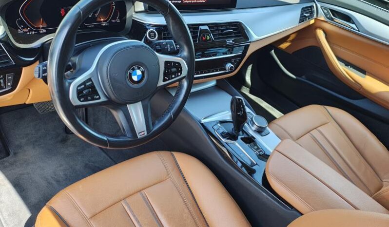 BMW Serie 5 518 Auto / Touring / Volant M complet