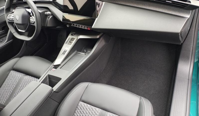 Peugeot 308 Allure / Hybrid / Dispo avril 26 complet