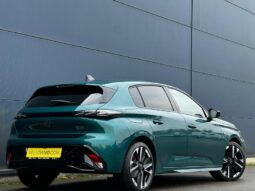Peugeot 308 GT HYBRID complet