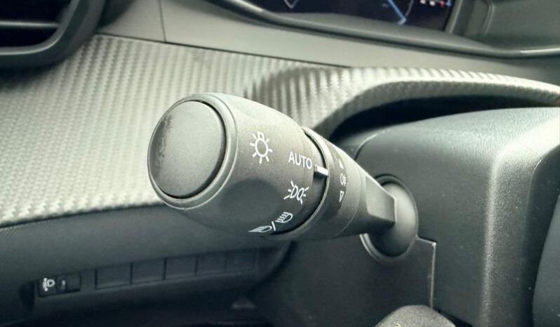 Peugeot 208 Allure / Carplay complet