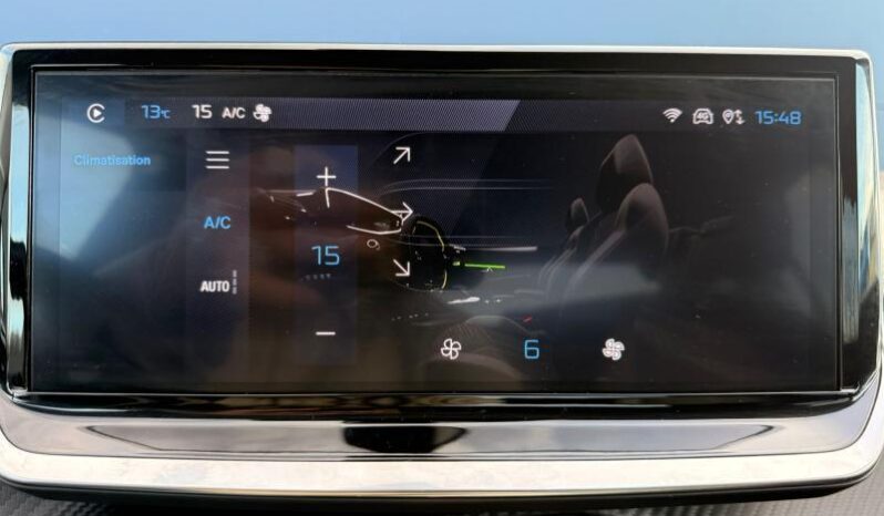 Peugeot 208 Allure / GPS / Carplay complet