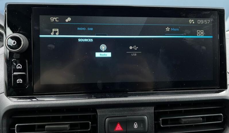 Peugeot Partner LIGHT STANDARD / EAT8 / 130ch complet