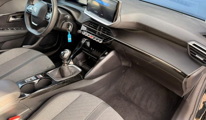 Peugeot 208 Allure / GPS / Carplay complet